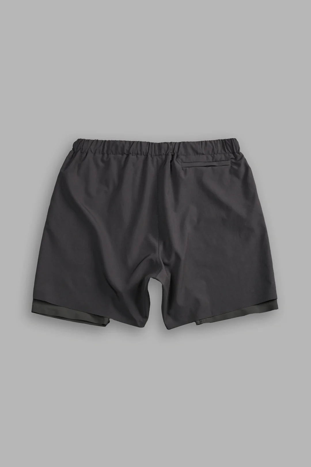WOLVES FOREVER COMPRESSION SHORTS IN WOLF GRAY