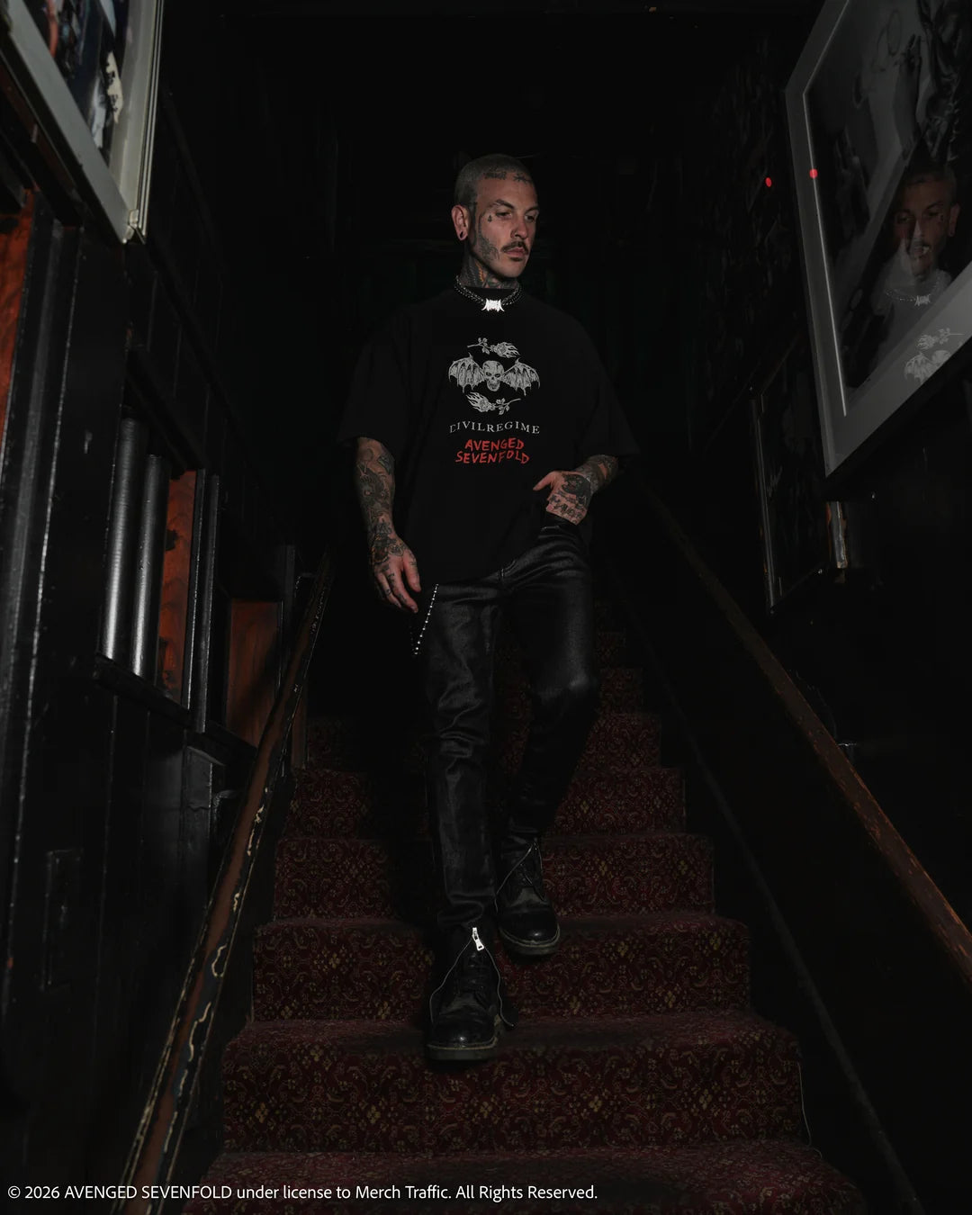 Batwing American Classic Oversized Tee in Vintage Black