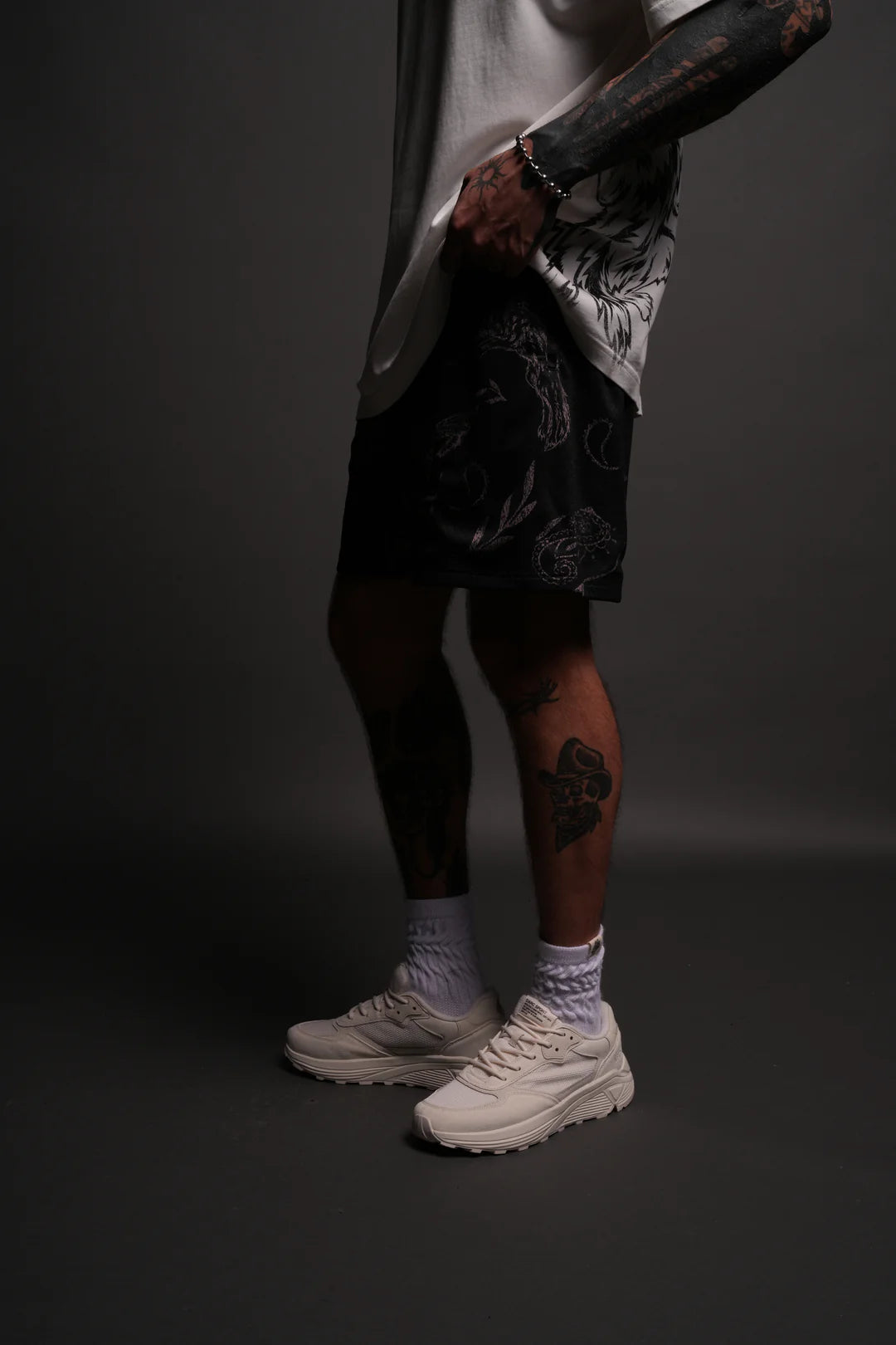 JUST LOOK UP MESH SHORTS IN BLACK