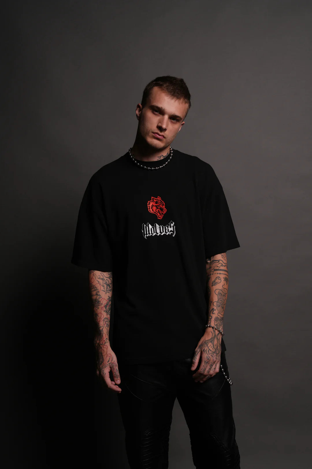ROGUE WOLF "PREMIUM" OVERSIZED TEE IN BLACK