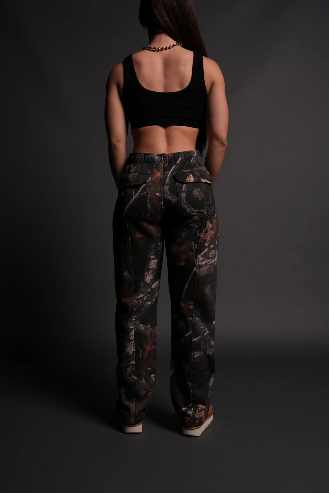 DUAL SHE WRATH SWEATS IN DARC BROWN WOODLAND CAMO
