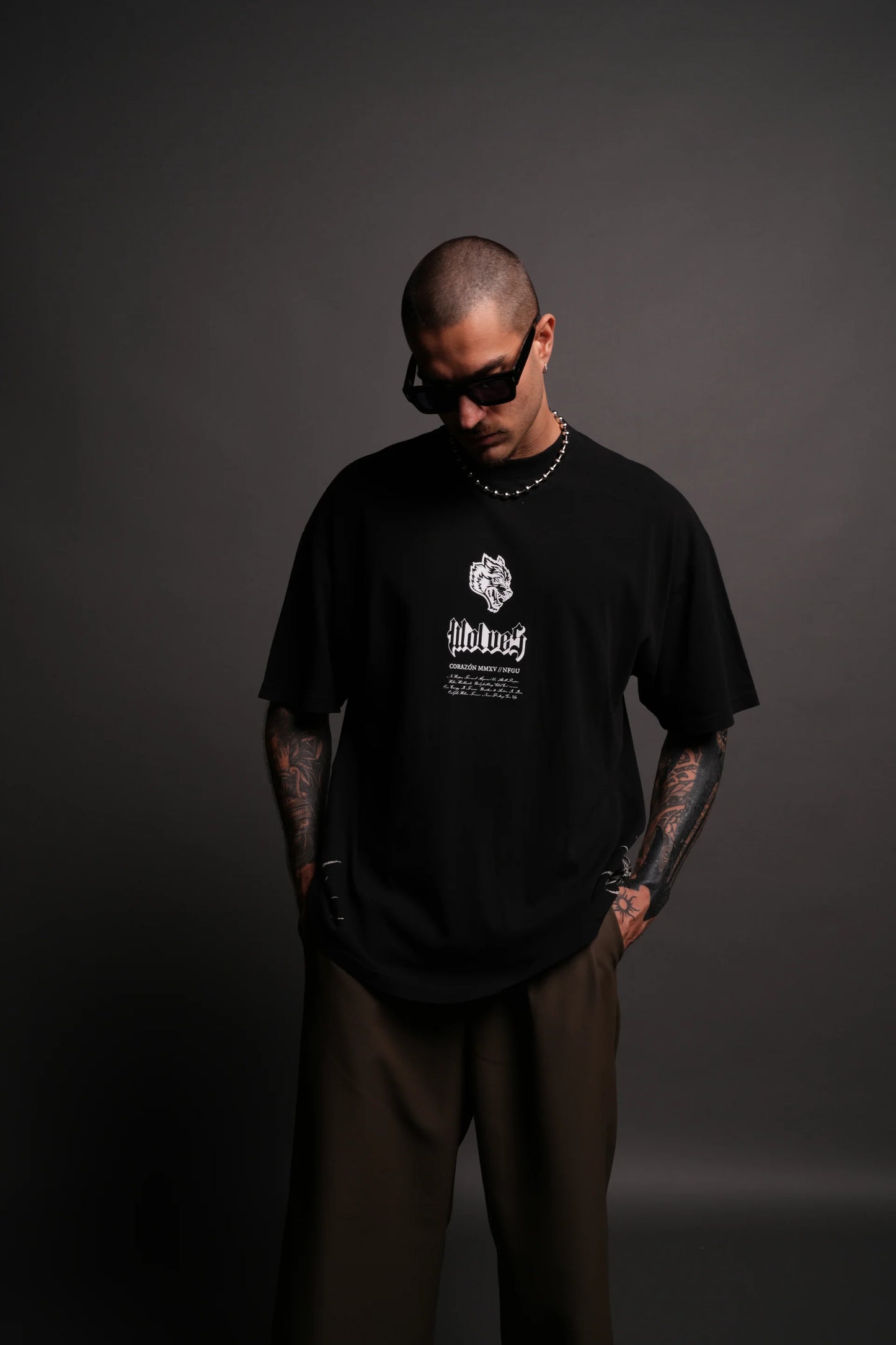 THORNS PREMIUM OVERSIZED TEE IN BLACK