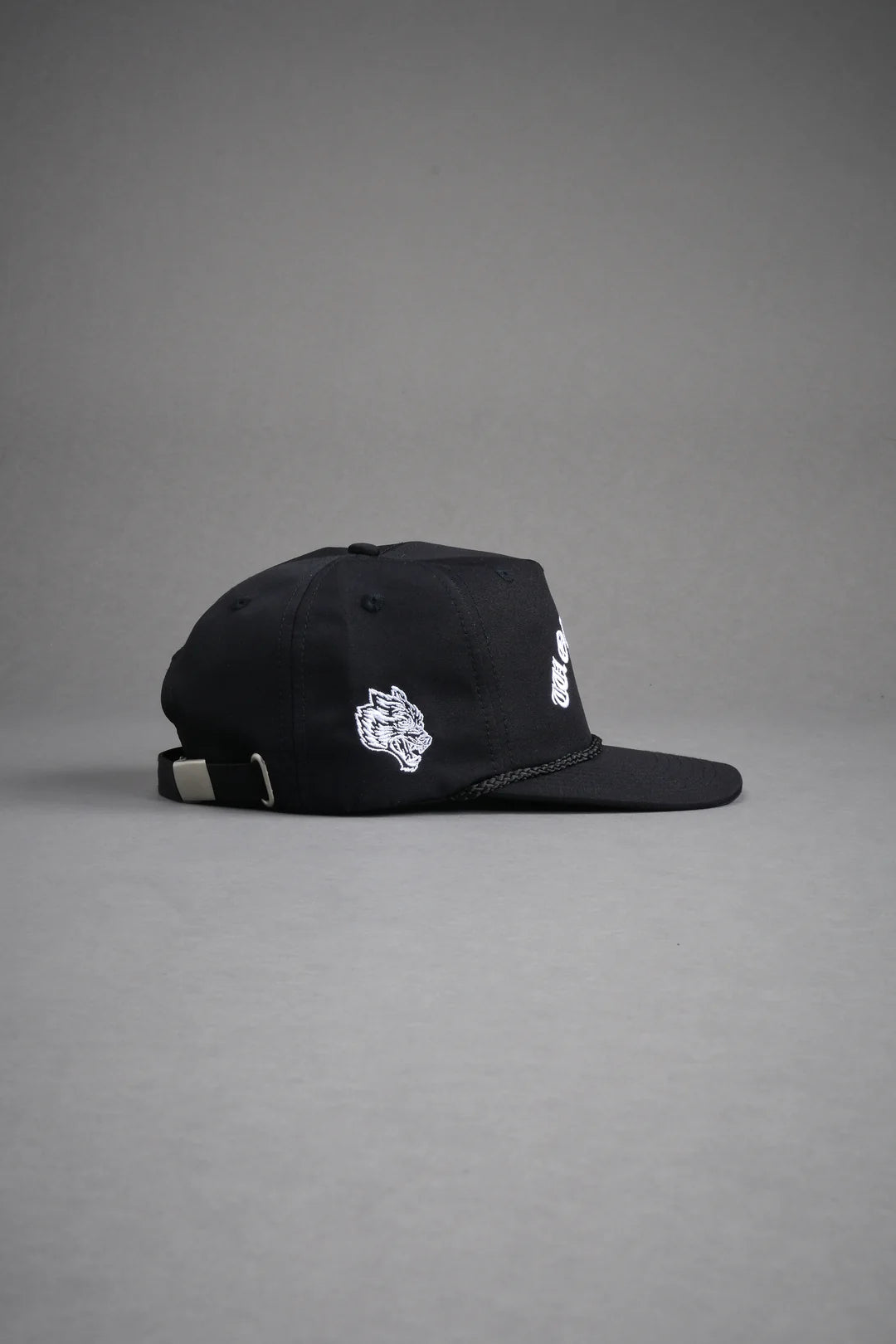WOLVES MANA PARADISE HAT IN BLACK