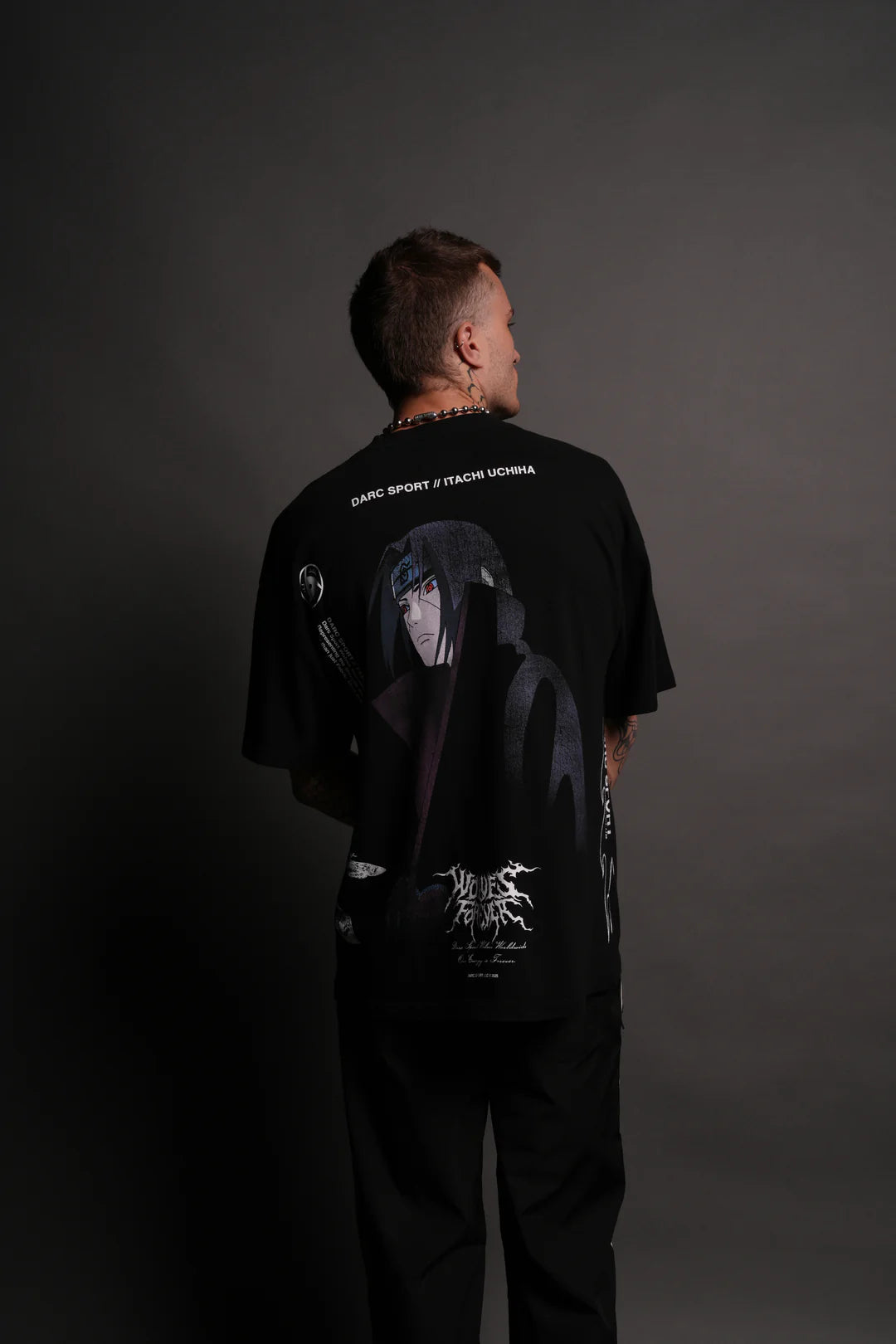 ITACHI UCHIHA SIDE BY SIDE SERIES PREMIUM TEE IN BLACK
