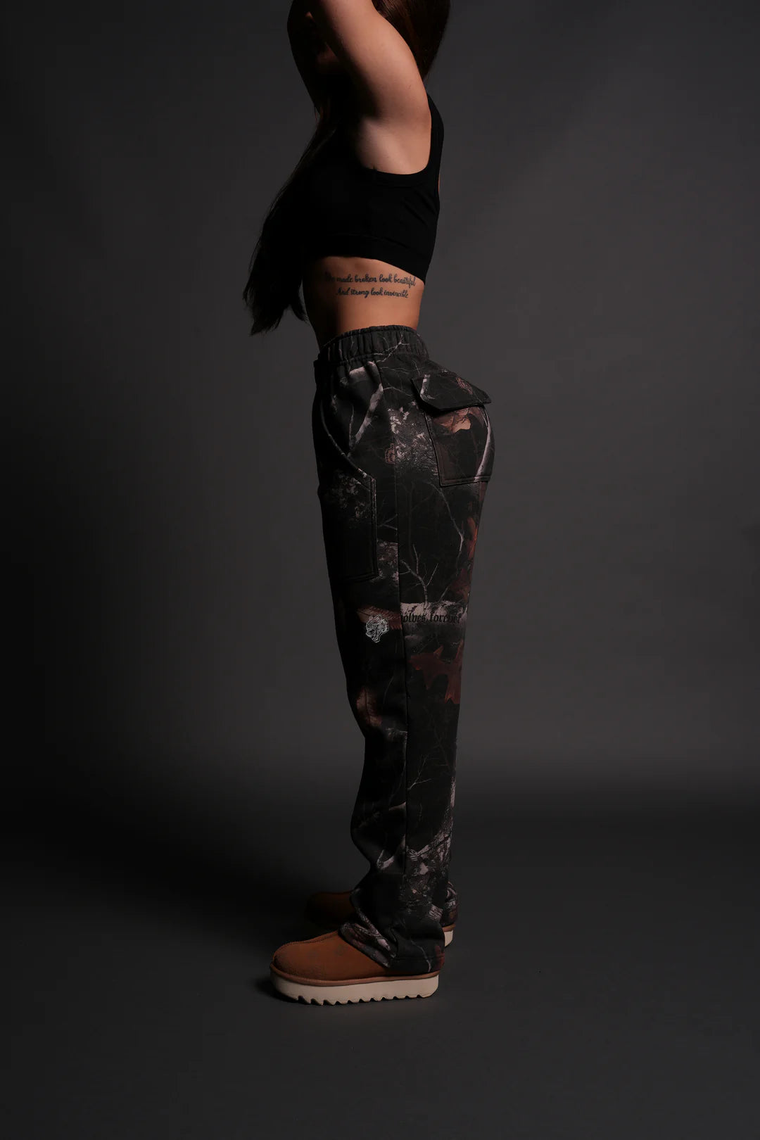 DUAL SHE WRATH SWEATS IN DARC BROWN WOODLAND CAMO