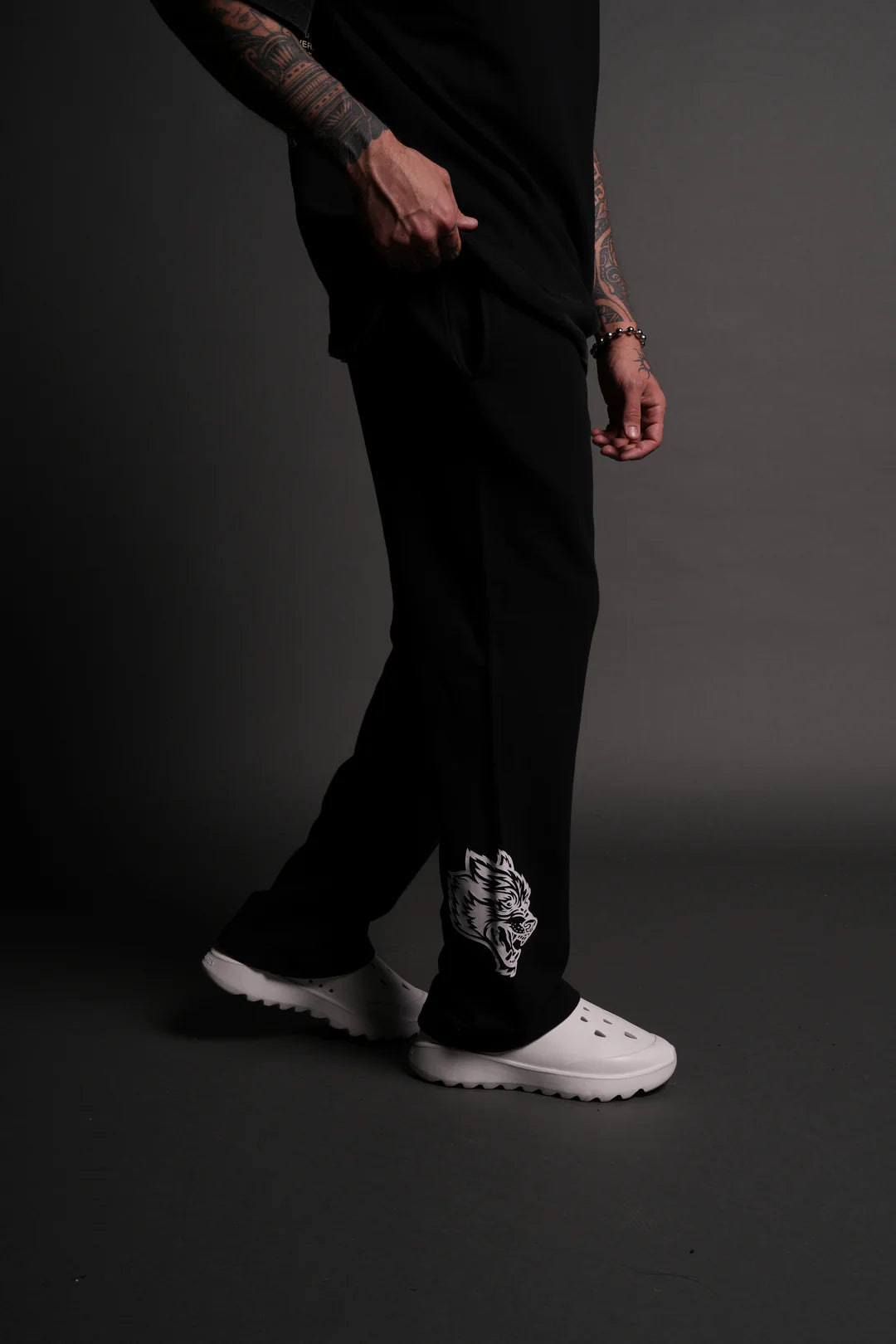BIG WOLF LOYALTY BIGELOW SWEAT PANTS IN BLACK