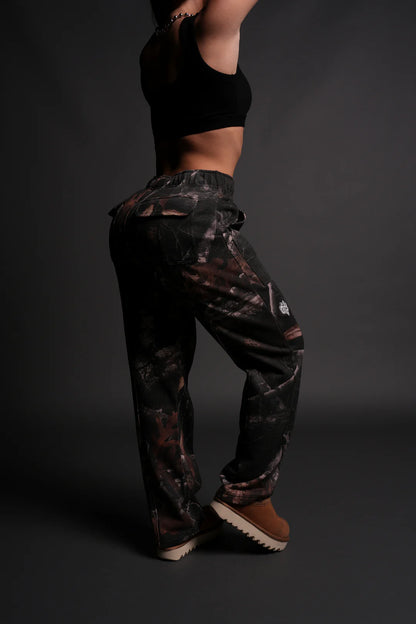 DUAL SHE WRATH SWEATS IN DARC BROWN WOODLAND CAMO