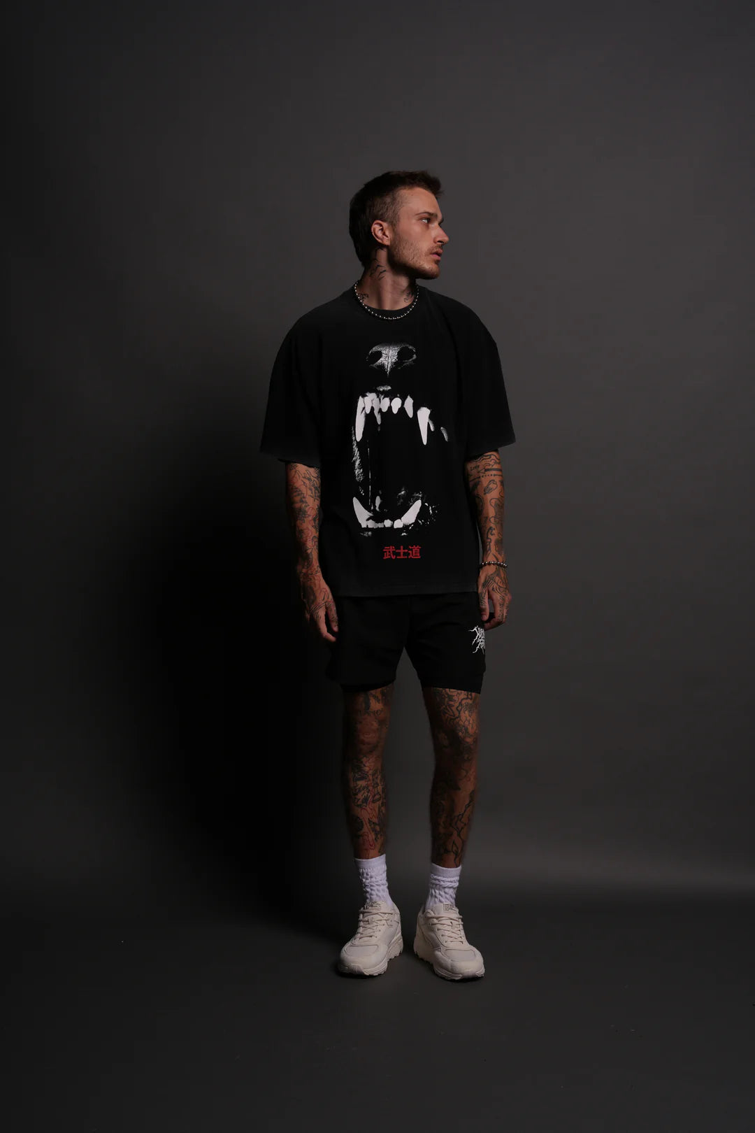 BLOOD THIRSTY KANJI "PREMIUM" OVERSIZED TEE IN BLACK
