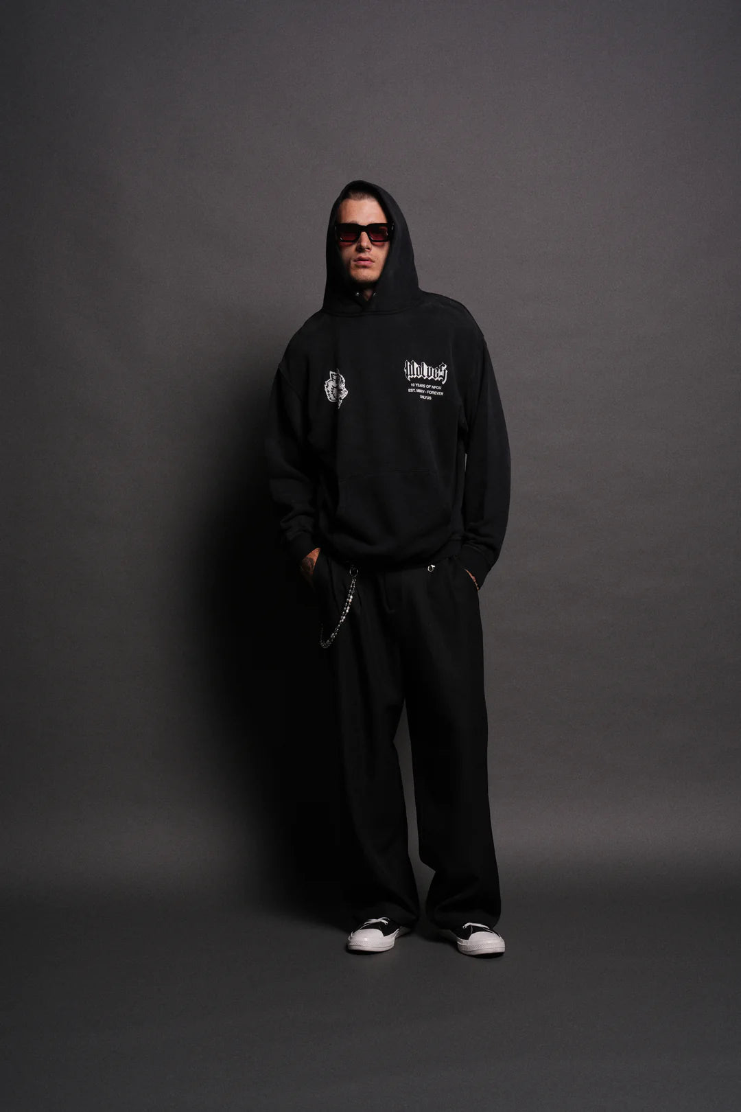 10 YEARS OF NFGU "PIERCE" HOODIE IN BLACK DRIFT WASH