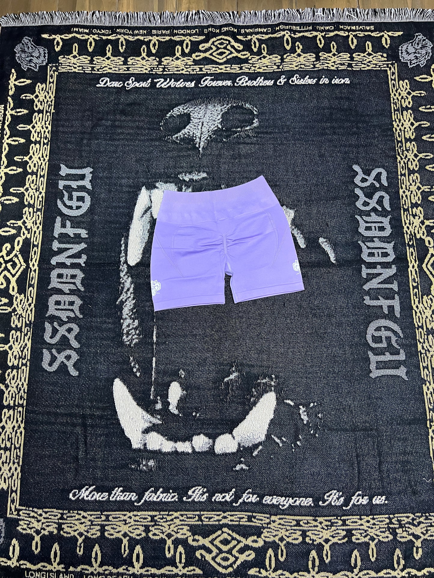 DUAL THE WOLF AND THE ROSE EVERSON SEAMLESS HUXLEY SHORTS IN GHOST ORCHID