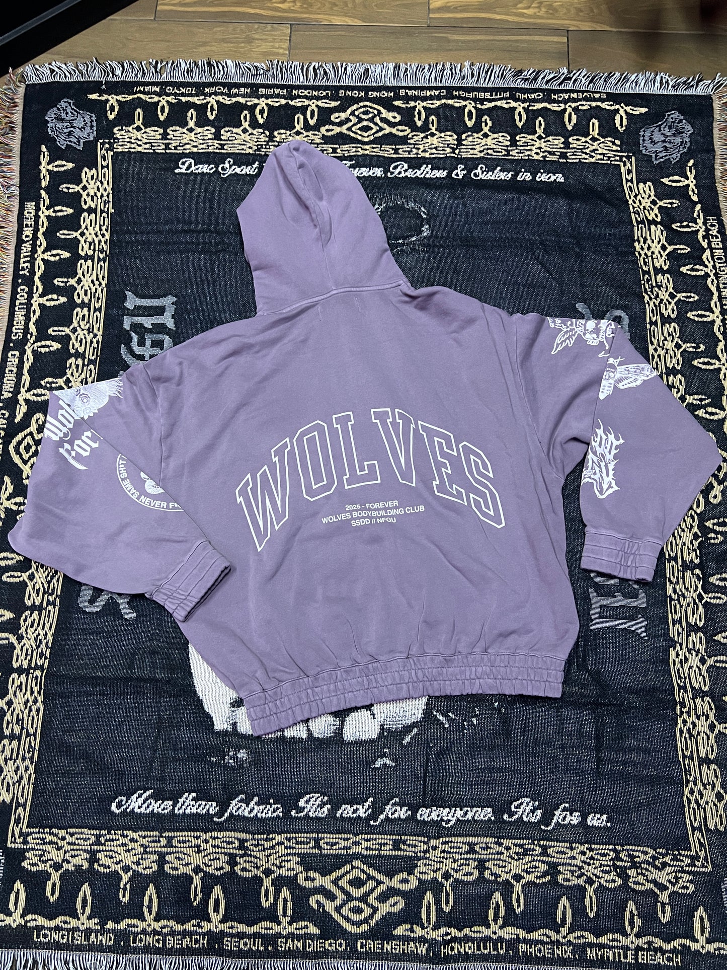 ON OUR SLEEVE “CHAMBERS” ZIP HOODIE