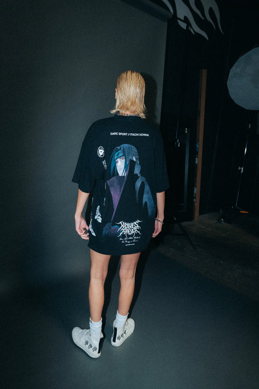 ITACHI UCHIHA SIDE BY SIDE SERIES PREMIUM TEE IN BLACK