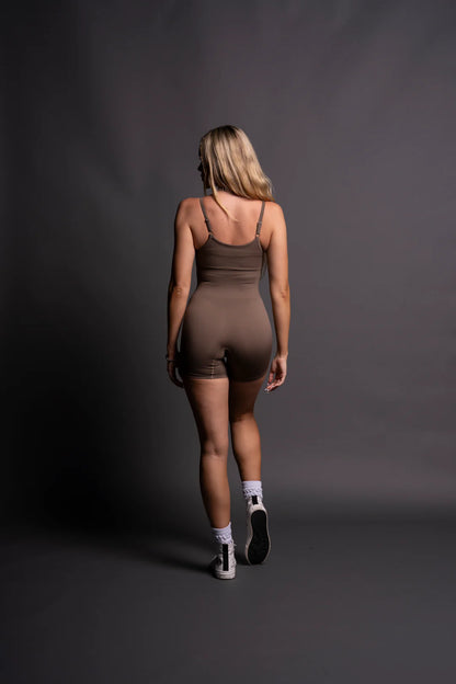 WESTERN WOLVES SONYA SEAMLESS BODYSUIT IN MOJAVE BROWN