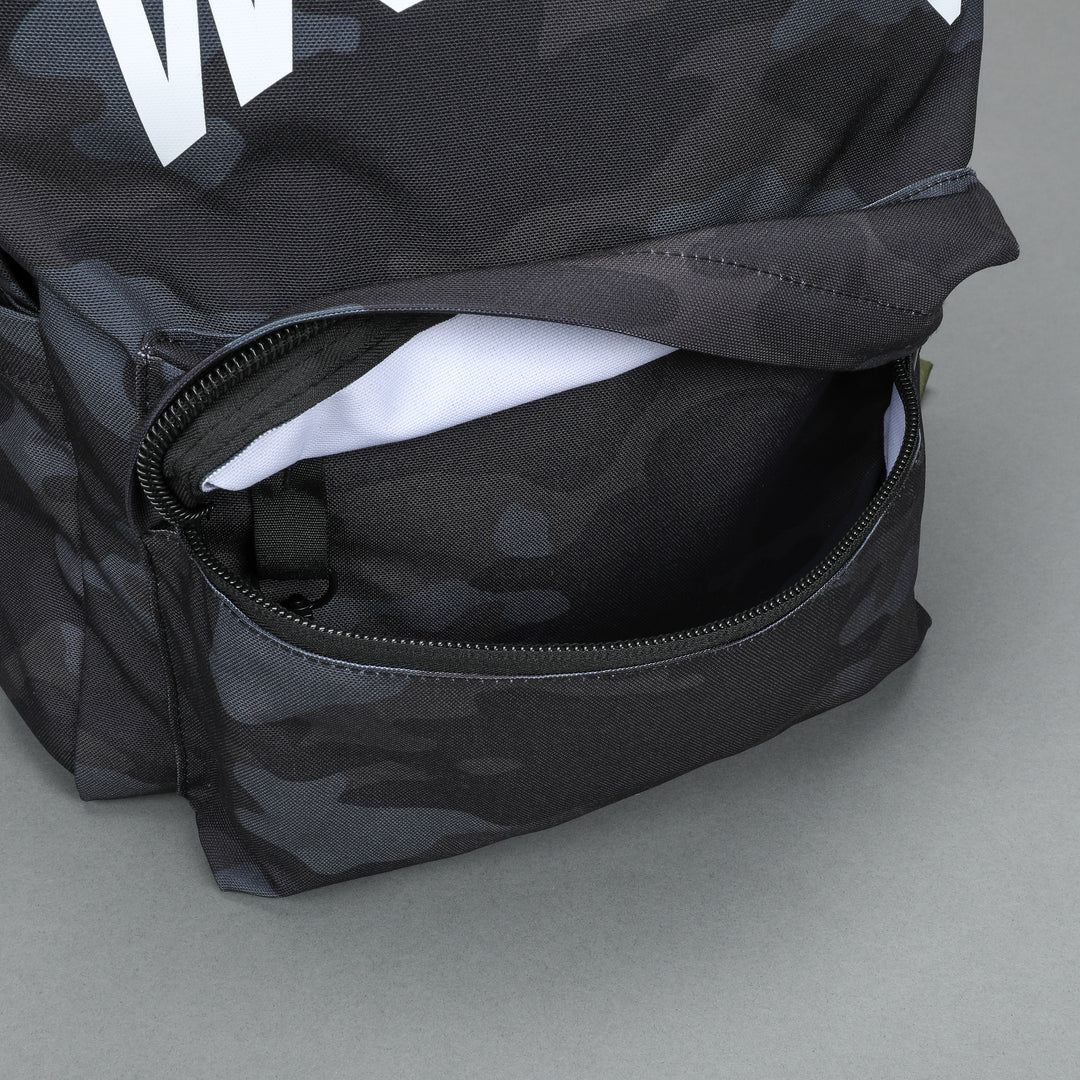 WOLVES EVERYDAY BACKPACK IN BLACK CAMO/OLIVE