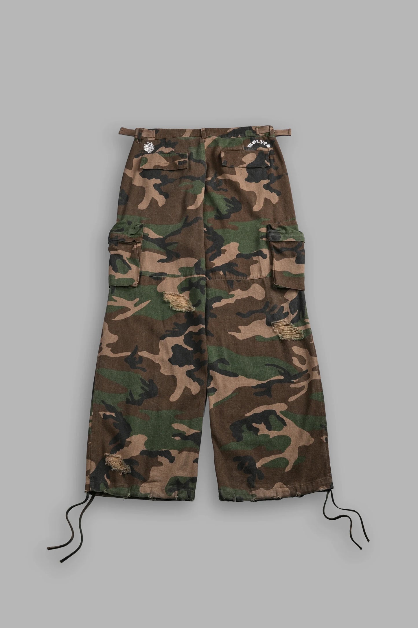 Wolf Chopper Duke Cargo Pants in Woodland Camo