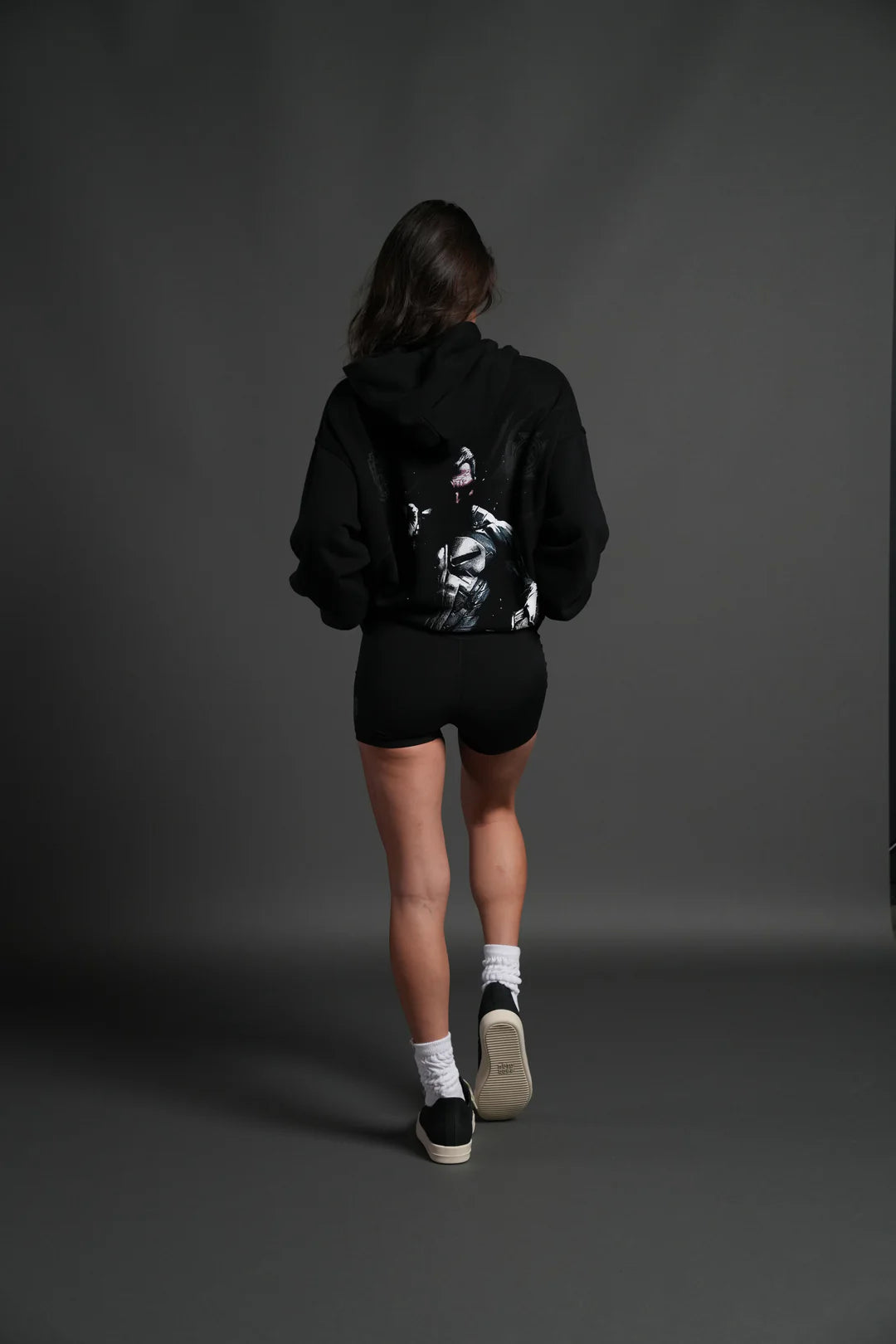 PUNISHER BOX CUT PIERCE HOODIE IN BLACK