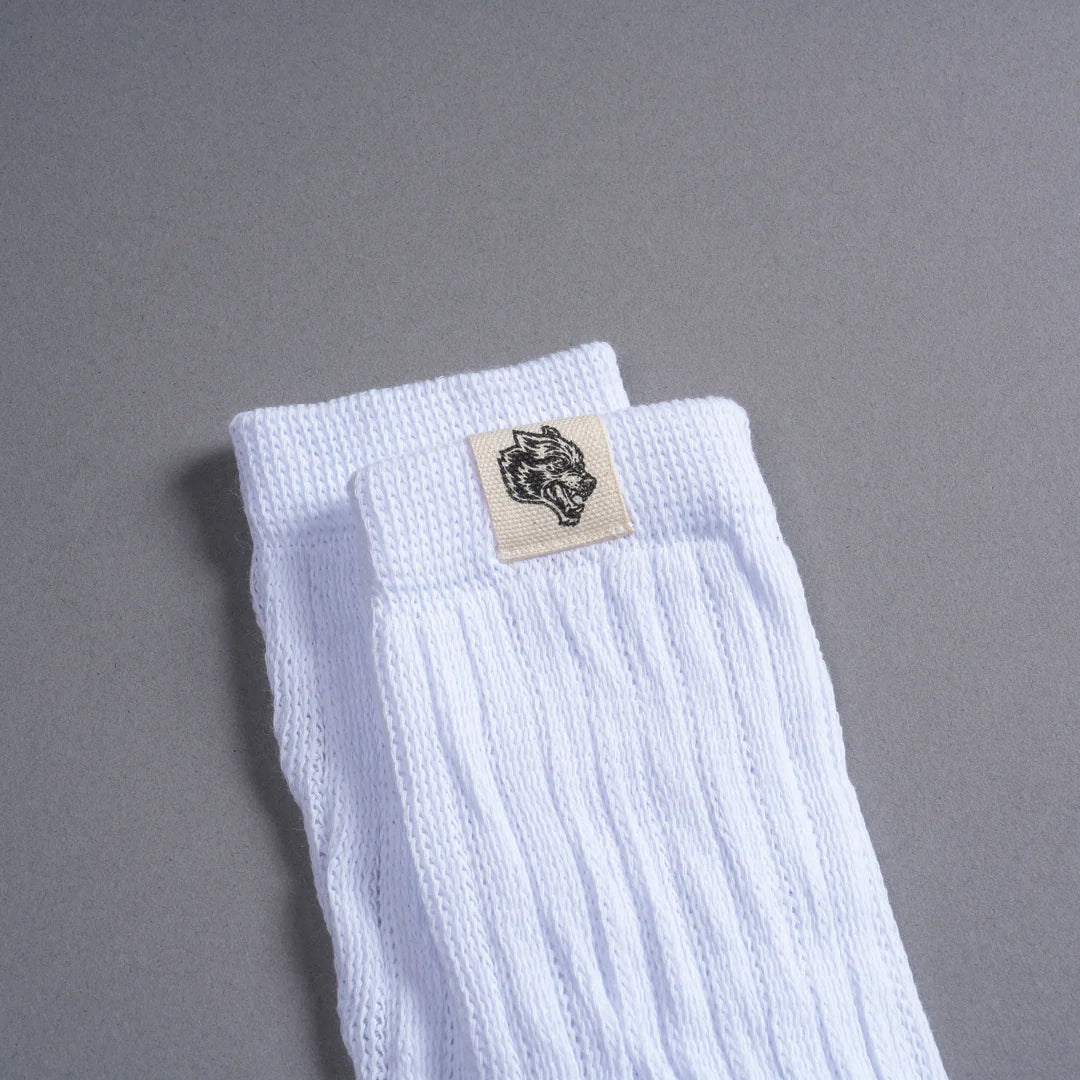 WOLF PATCH V2 COMFY SOCKS IN WHITE