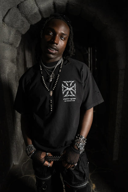 IRON SKULL FMR TEE IN BLACK