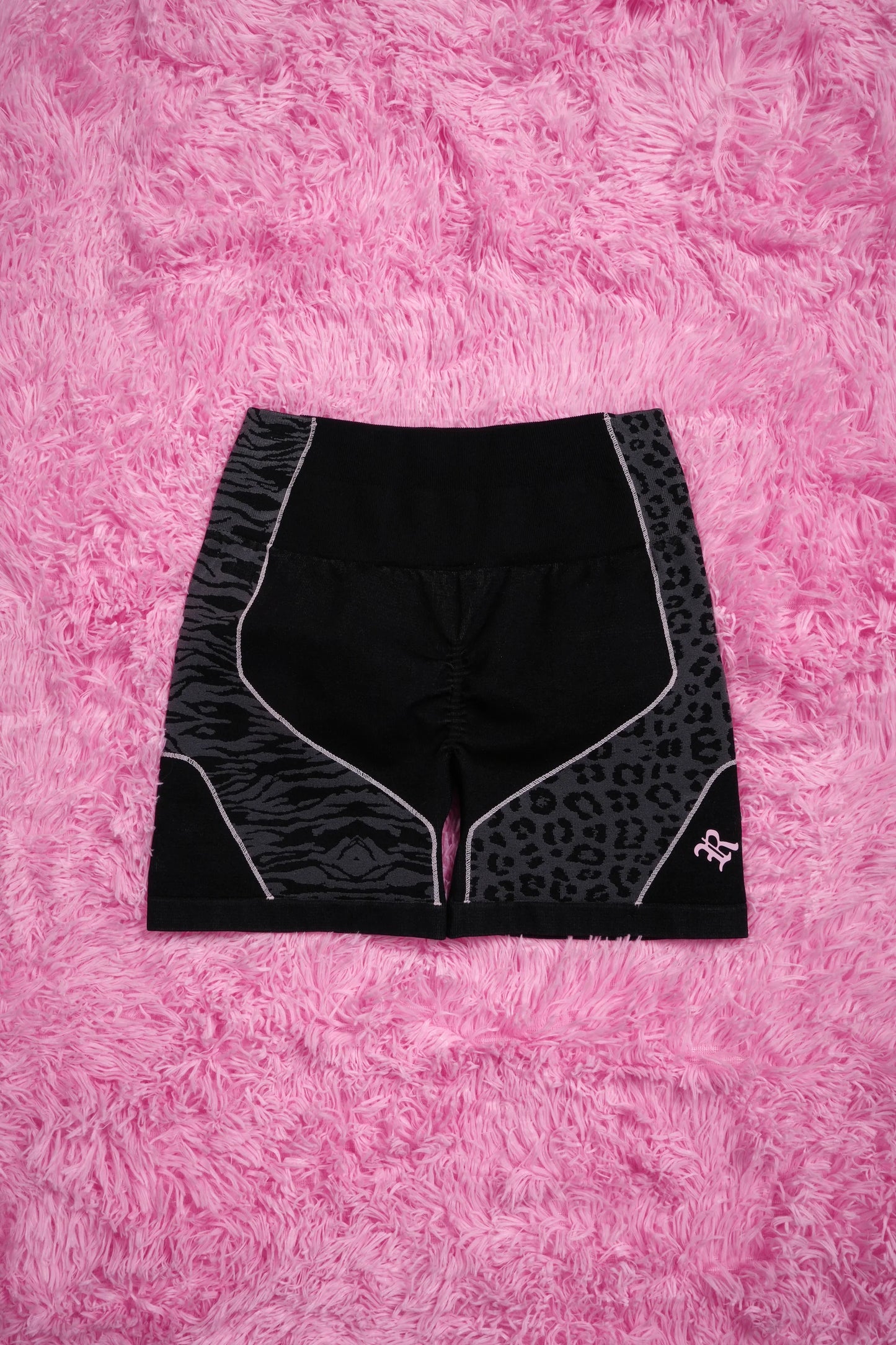 Pink Roses Kelly Seamless Shorts in Vintage Ashes