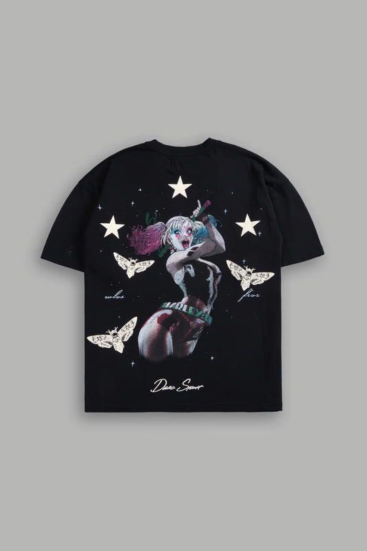 SHE'S A STAR UNISEX PREMIUM OVERSIZED TEE IN BLACK