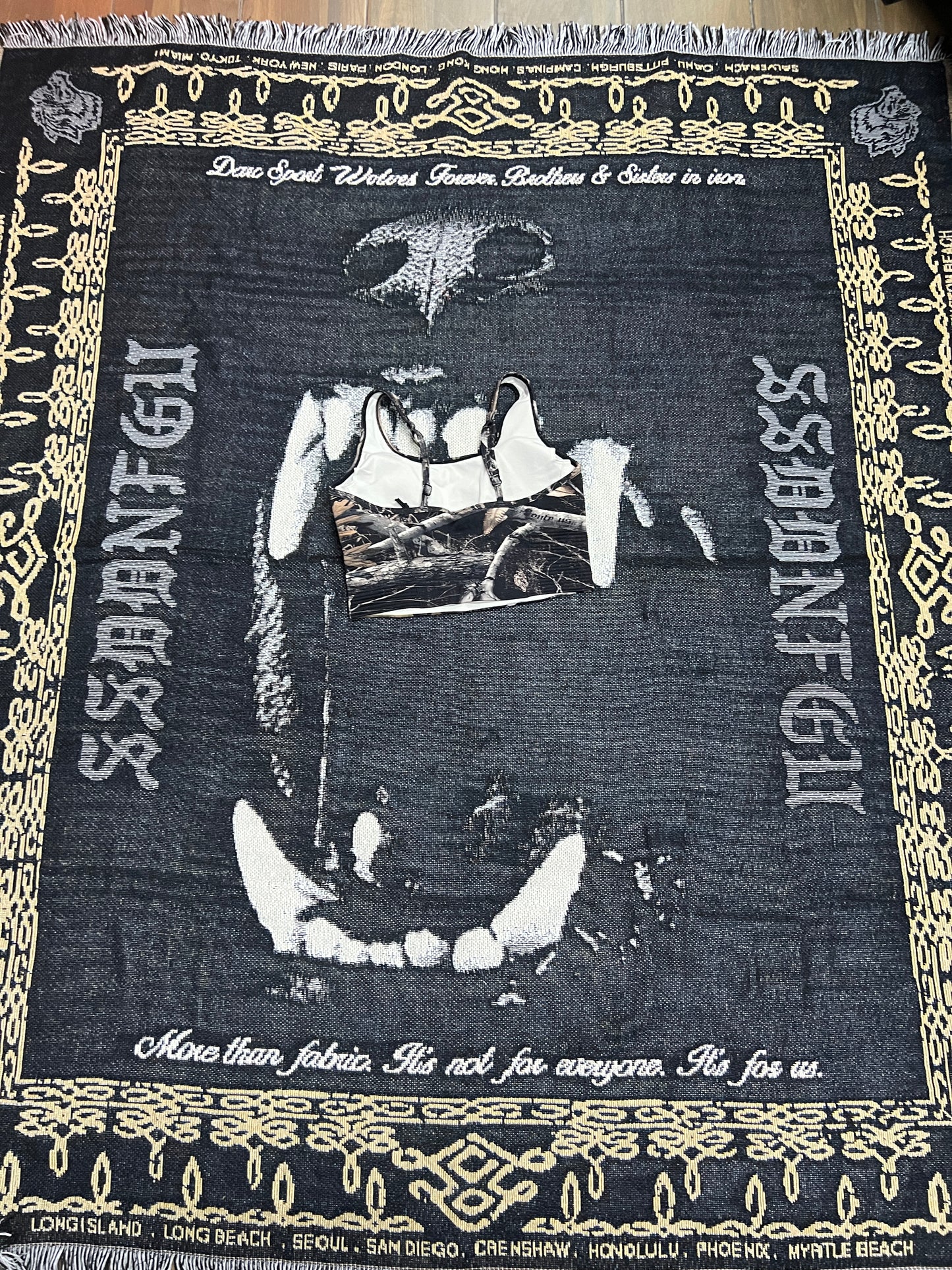 SINGLE WOLF “EVERSON SEAMLESS” VALENCOURT BRA