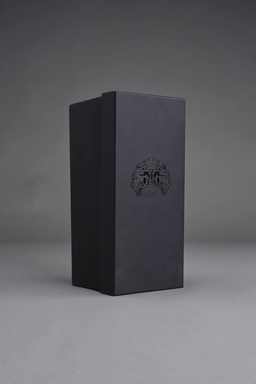 WOLF HEAD WATER JUG IN BLACK