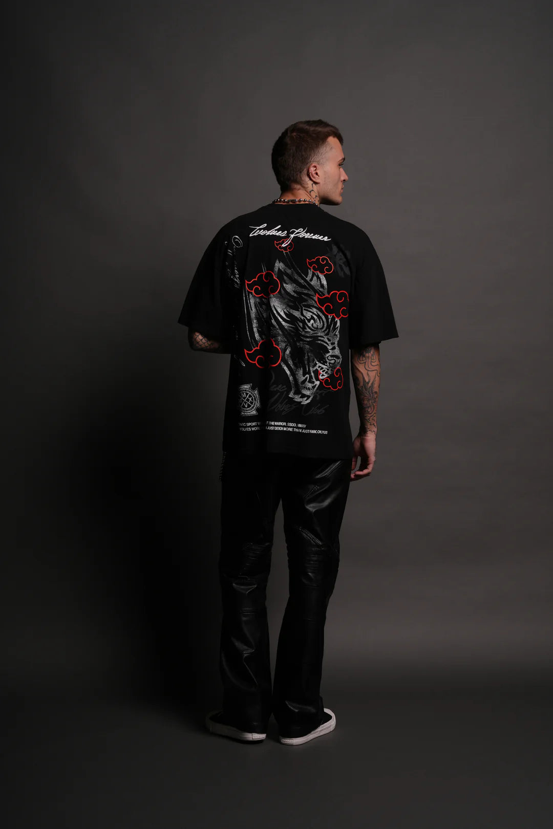ROGUE WOLF "PREMIUM" OVERSIZED TEE IN BLACK