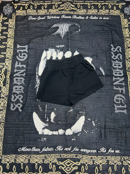 CONQUER SHE TYLER SHORTS IN BLACK