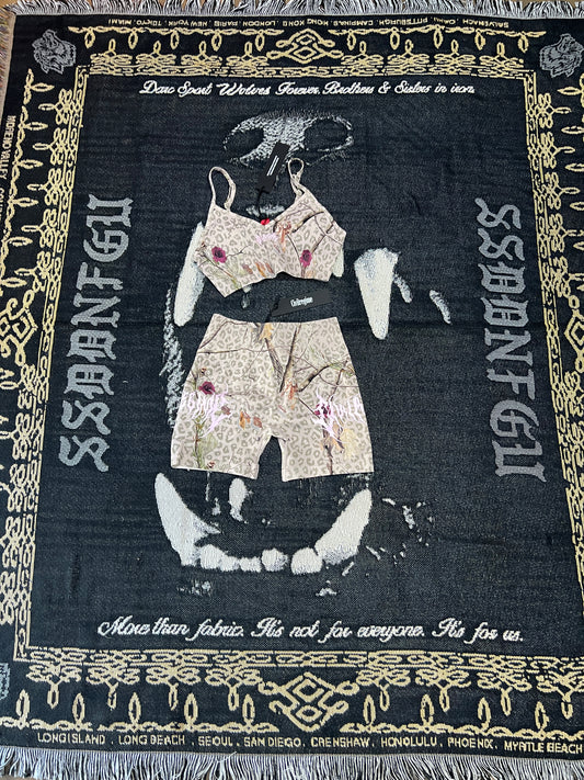 CONCRETE FOREST KELLY SEAMLESS SET IN REAL LEOPARD