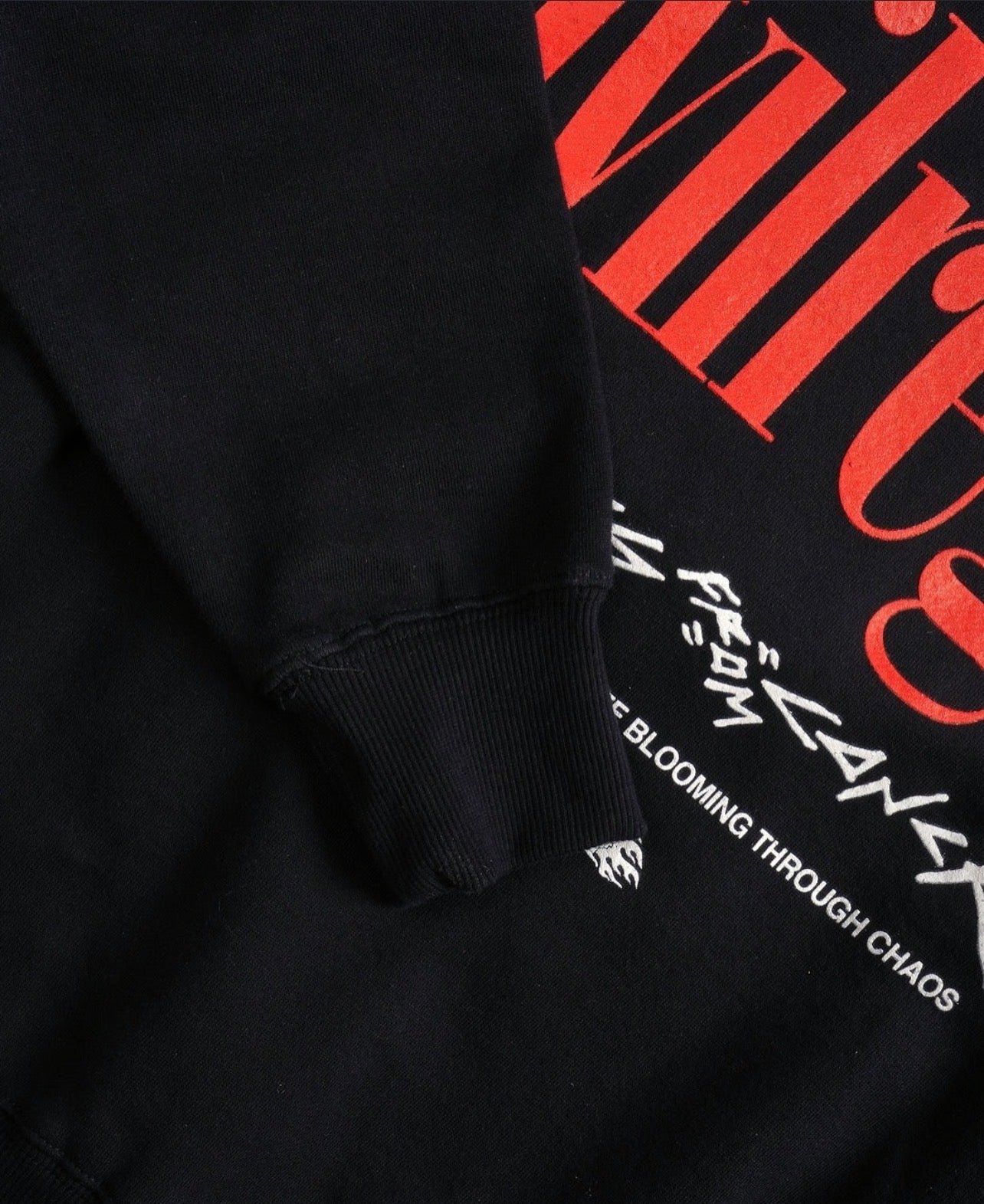 CONCRETE ROSE SNAP HOODIE IN BLACK