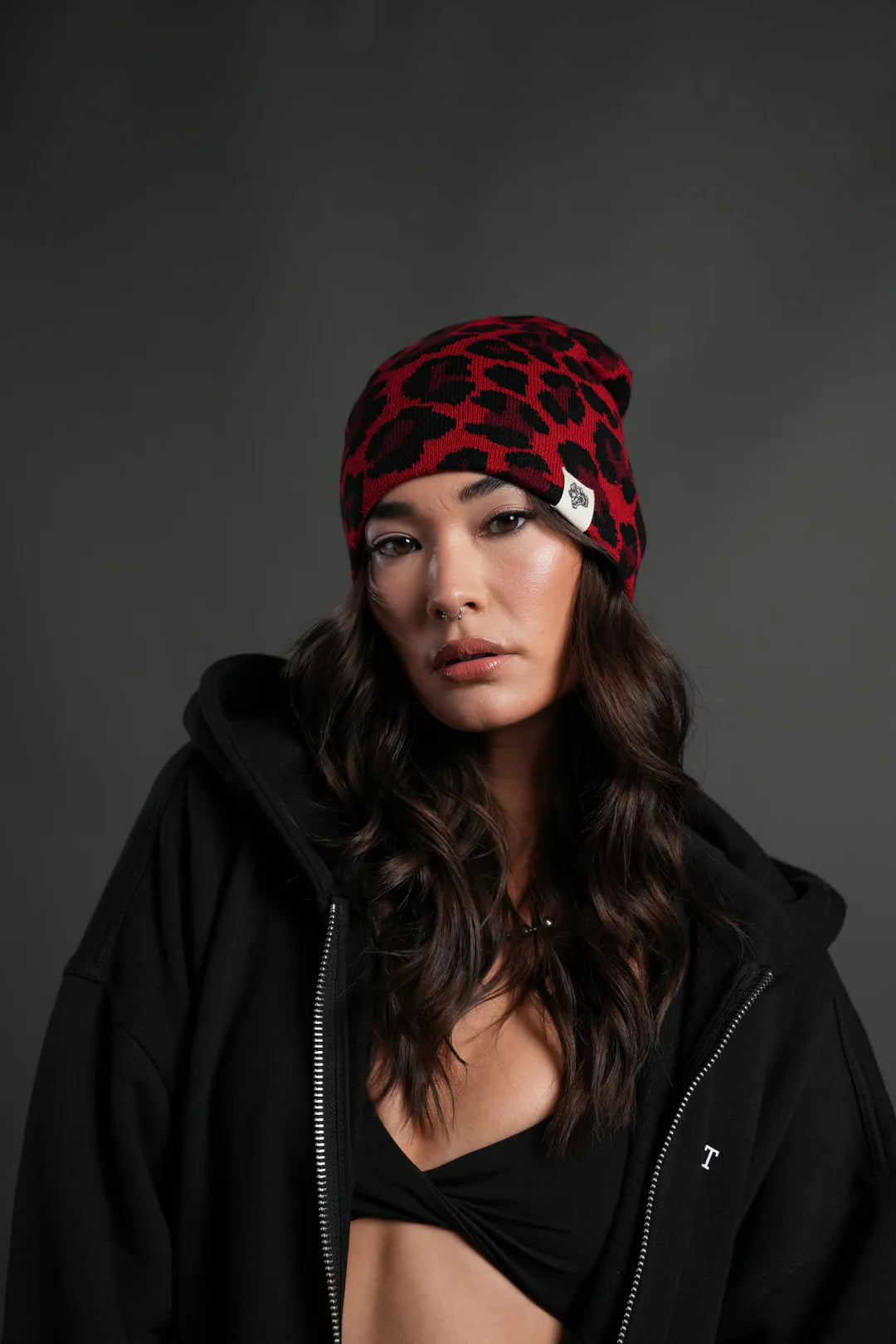 WOLF PATCH V2 CAP BEANIE IN RED LEOPARD