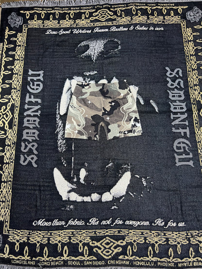 DUAL THE WOLF AND THE ROSE EVERSON SEAMLESS “HUXLEY” SHORTS