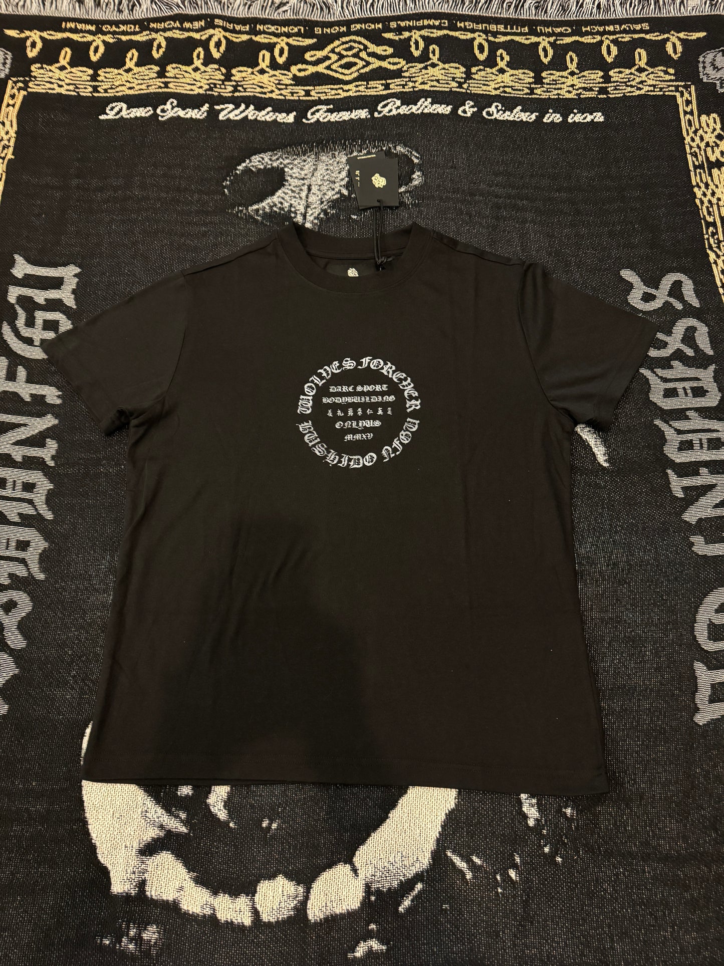DARC WARRIOR J DEAN TEE IN BLACK
