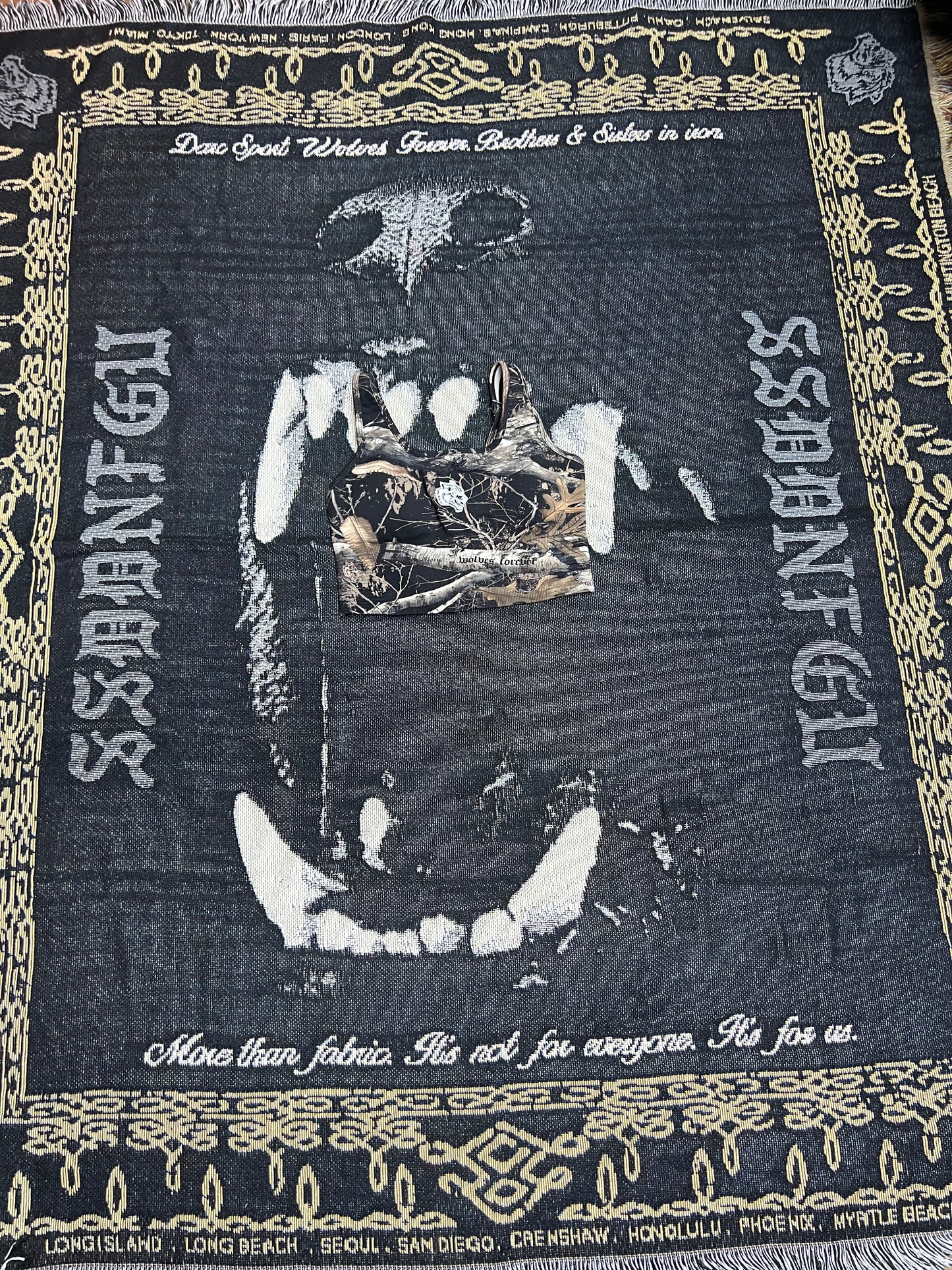 SINGLE WOLF “EVERSON SEAMLESS” VALENCOURT BRA