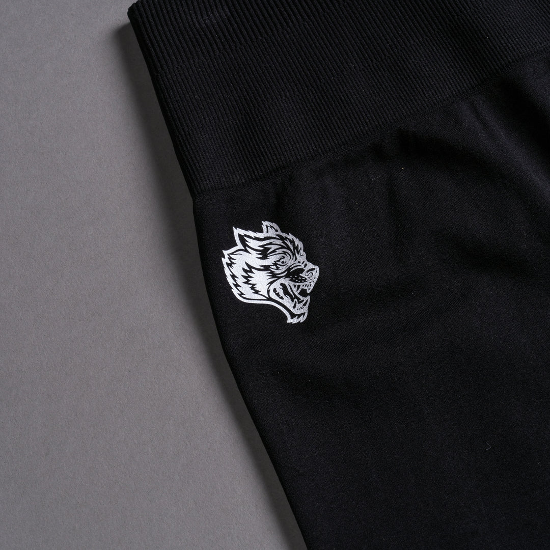 LOYALTY EVERSON SEAMLESS GRACIE FLARE SCRUNCH LEGGINGS IN BLACK