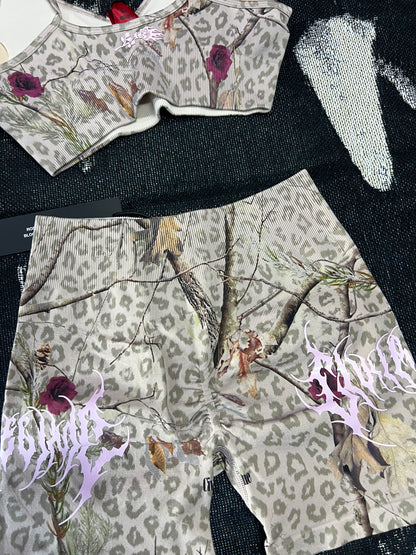 CONCRETE FOREST KELLY SEAMLESS SET IN REAL LEOPARD