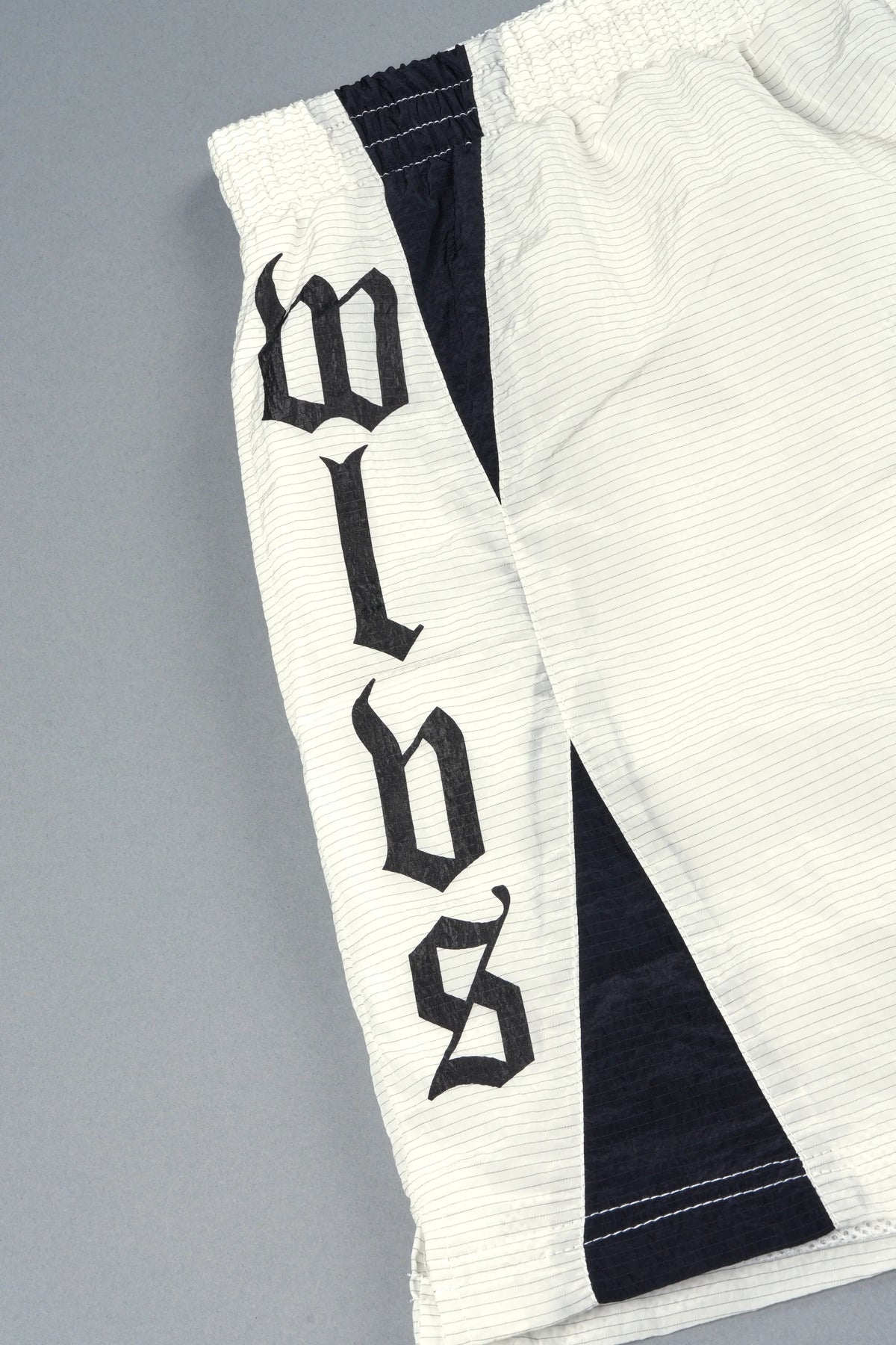 Wlvsfrvr Zdan Shorts In Cream