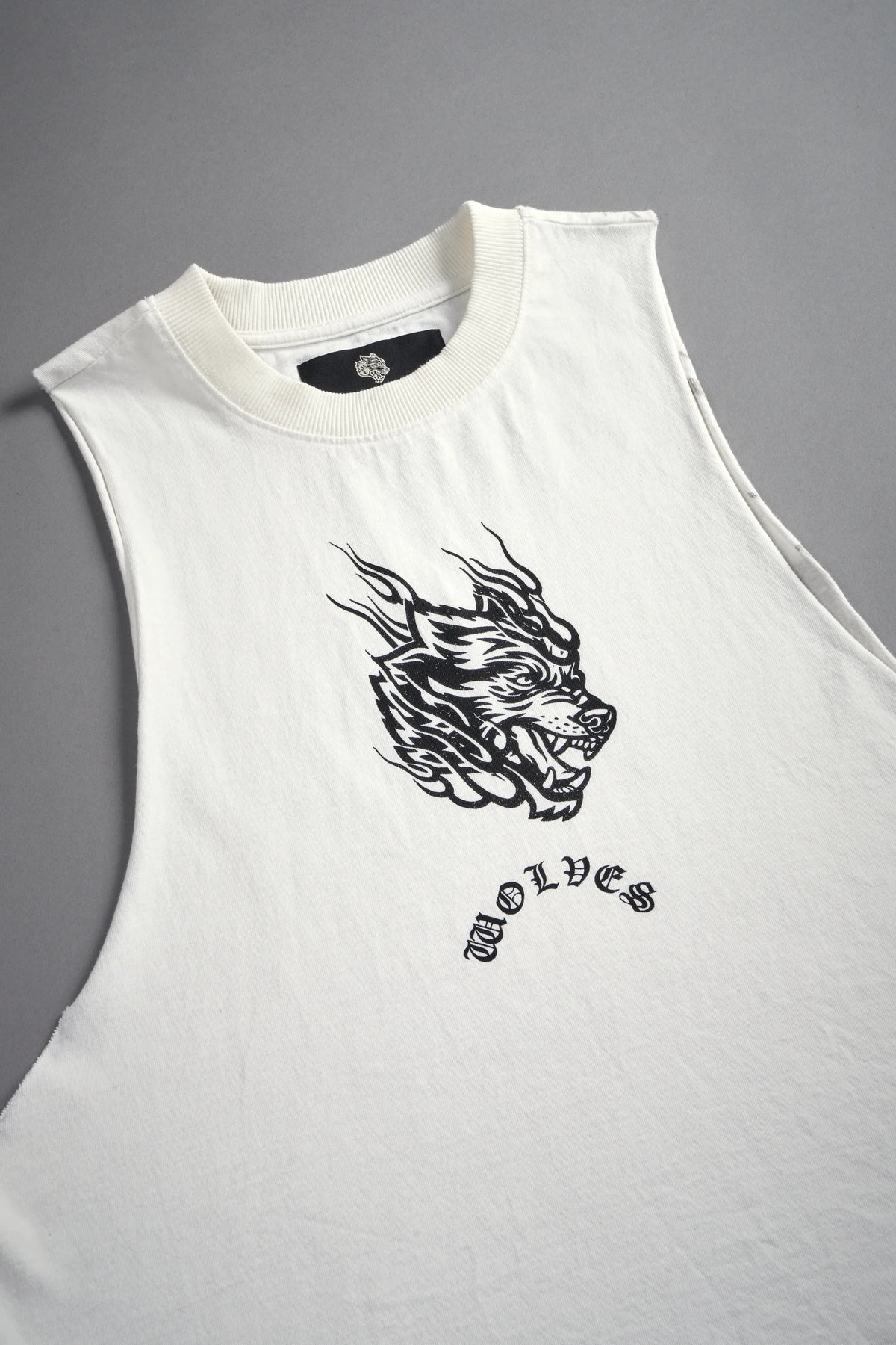 Okami Inferno Grunge Raw Hem Box Cut Tommy Muscle Tee in Cream