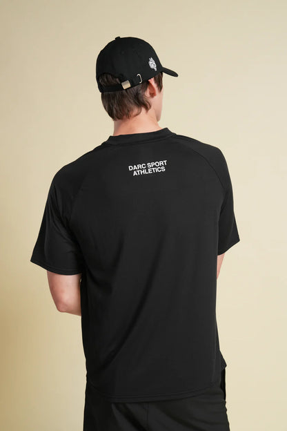 FOREVER MARK DRY WOLF RAGLAN SS TEE IN BLACK