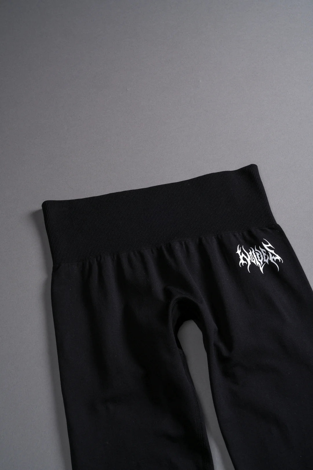 HESH EVERSON SEAMLESS LEGGINGS IN BLACK