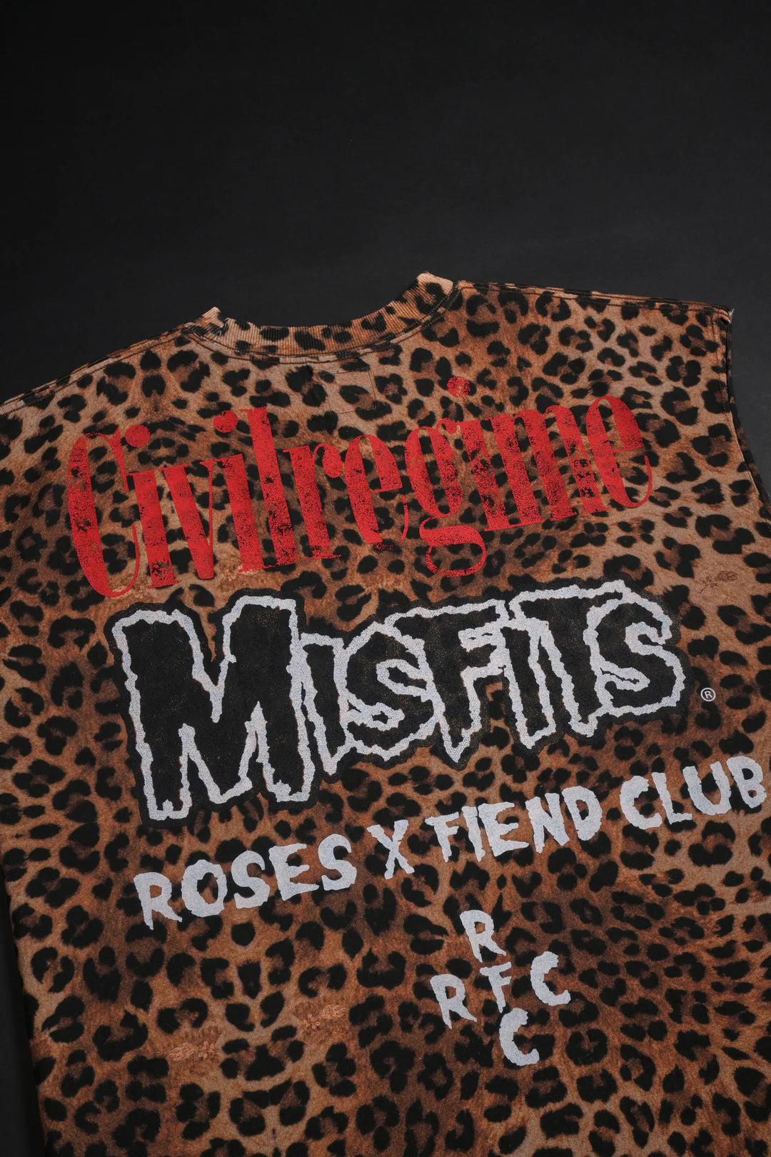 ROSES FIEND CLUB 199X RAW HEM CUT OFF TEE IN LEOPARD