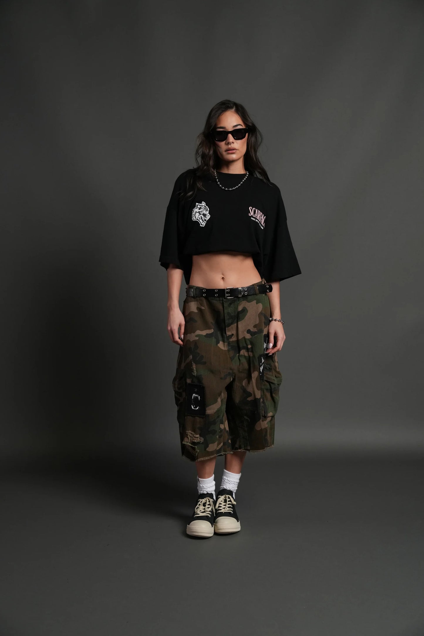NO MERCY PREMIUM OVERSIZED TEE IN BLACK
