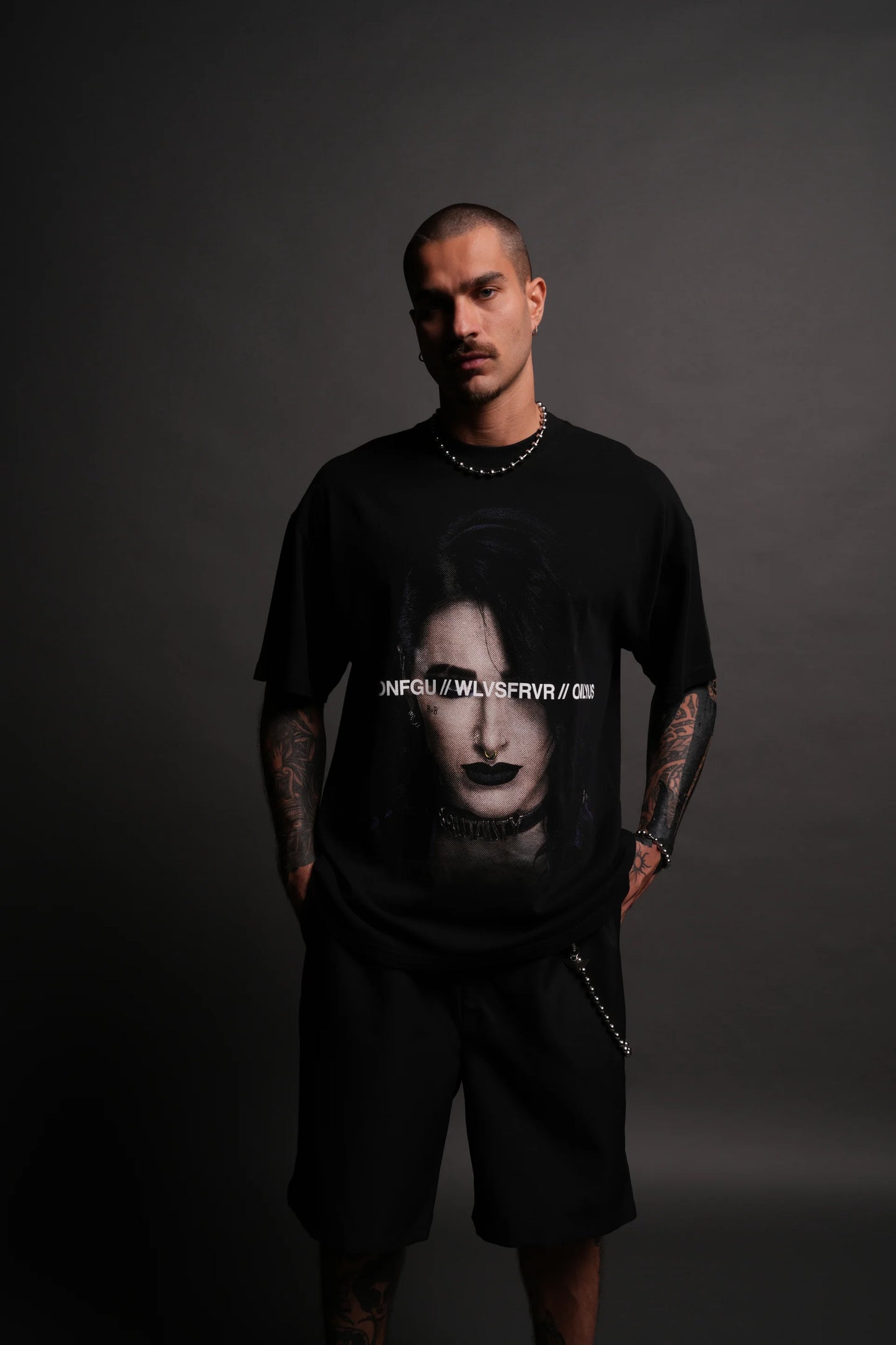 RIPLEY PREMIUM OVERSIZED TEE IN BLACK
