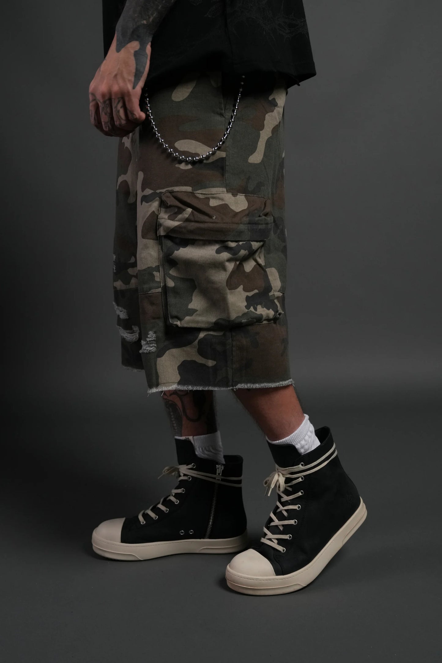 Wolves Chopper Duke Cargo Shorts in Creekwood Camo
