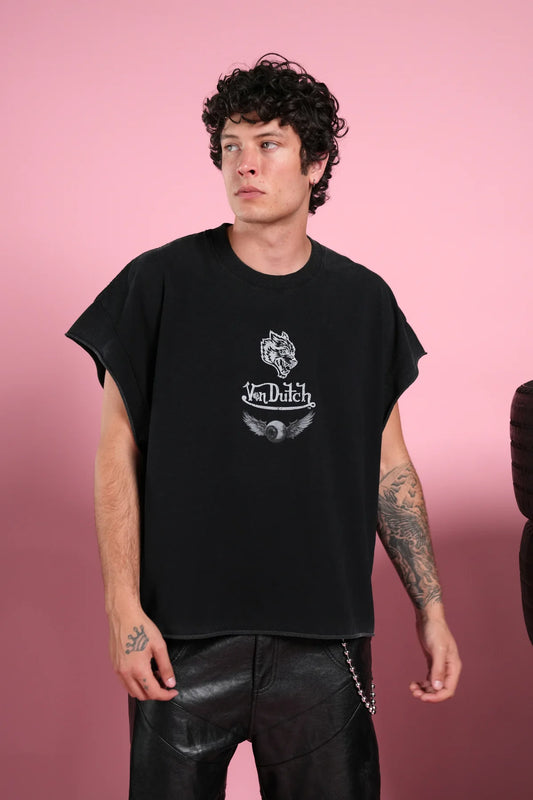 Take-Off Grunge Cut-Off Mid-Length Raw Hem Tee in Black
