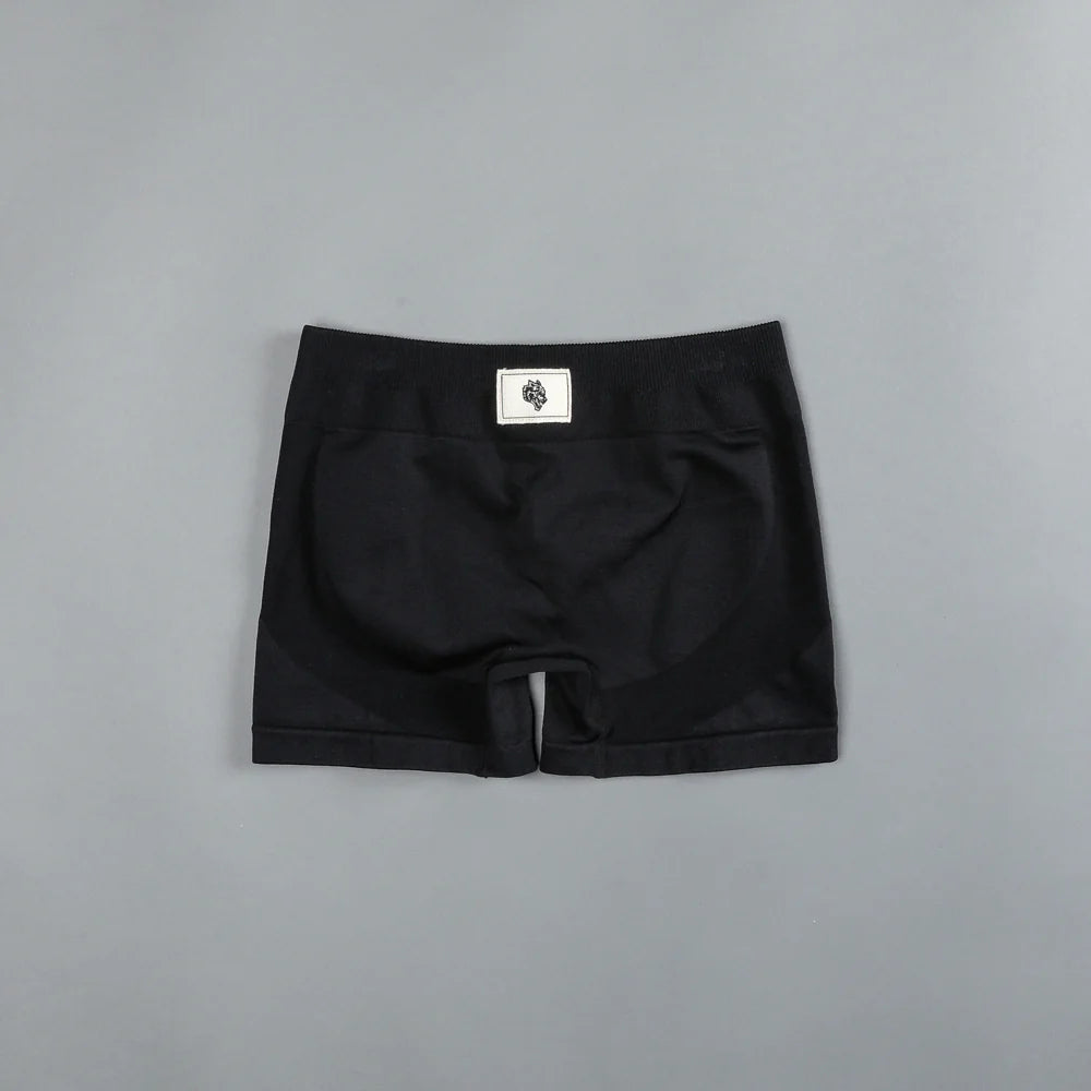 LOBOS SEAMLESS EVERSON KATYA SHORTS IN BLACK