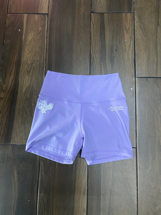 THE WOLF AND THE ROSE ENERGY PUMP SHORTS IN GHOST ORCHID