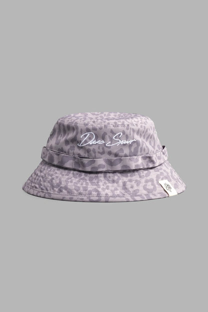 DARC SCRIPT BOONIE BUCKET HAT IN CLAY LEOPARD