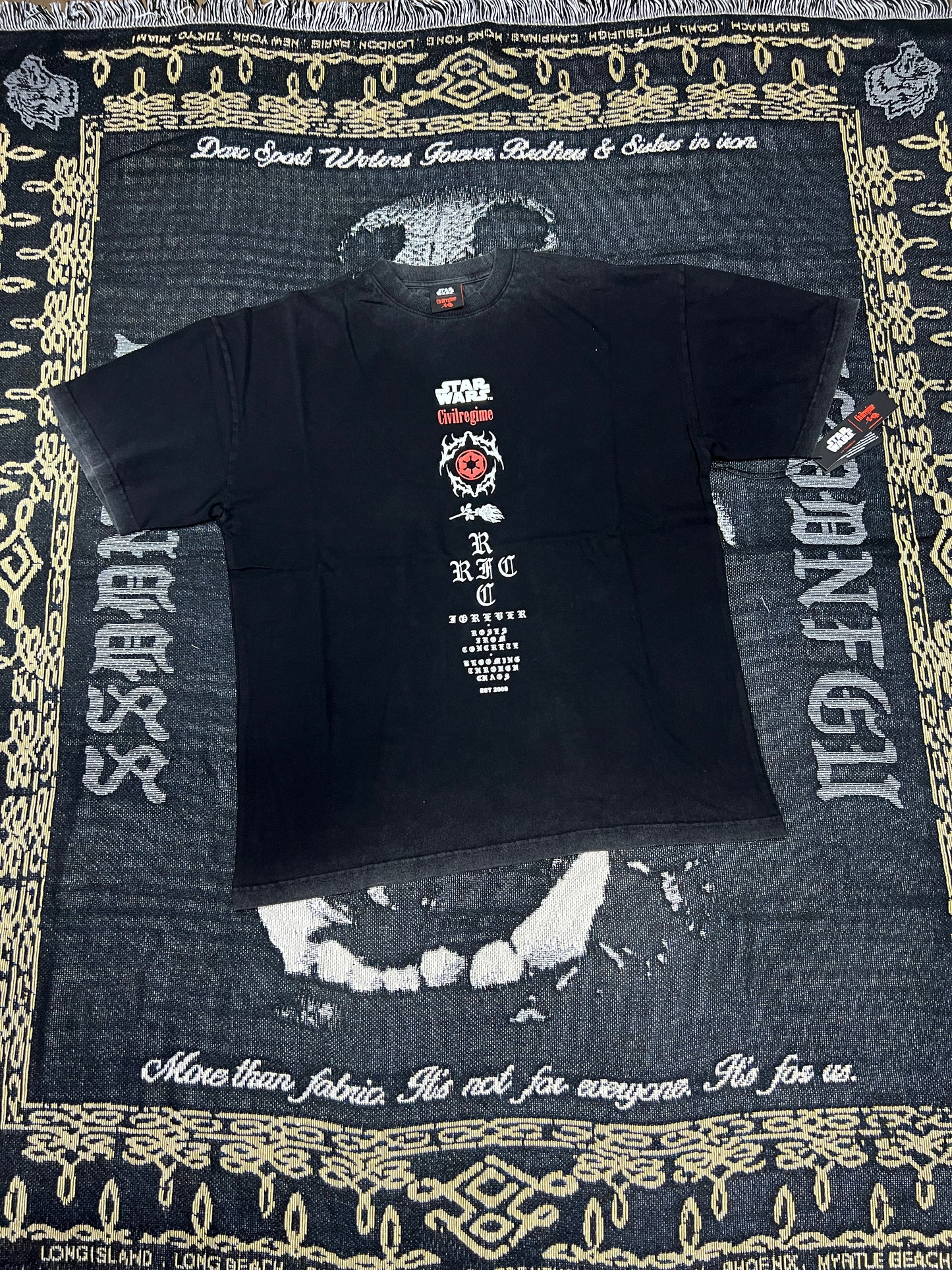 DARKNESS CALLS AMERICAN CLASSIC OVERSIZED TEE IN VINTAGE BLACK