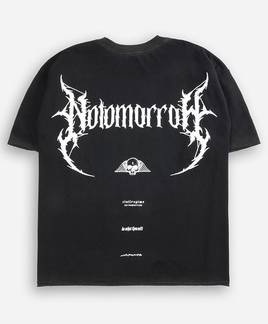 NO TOMORROW SPINAL CORE RAW HEM DUNGEON TEE IN VINTAGE BLACK